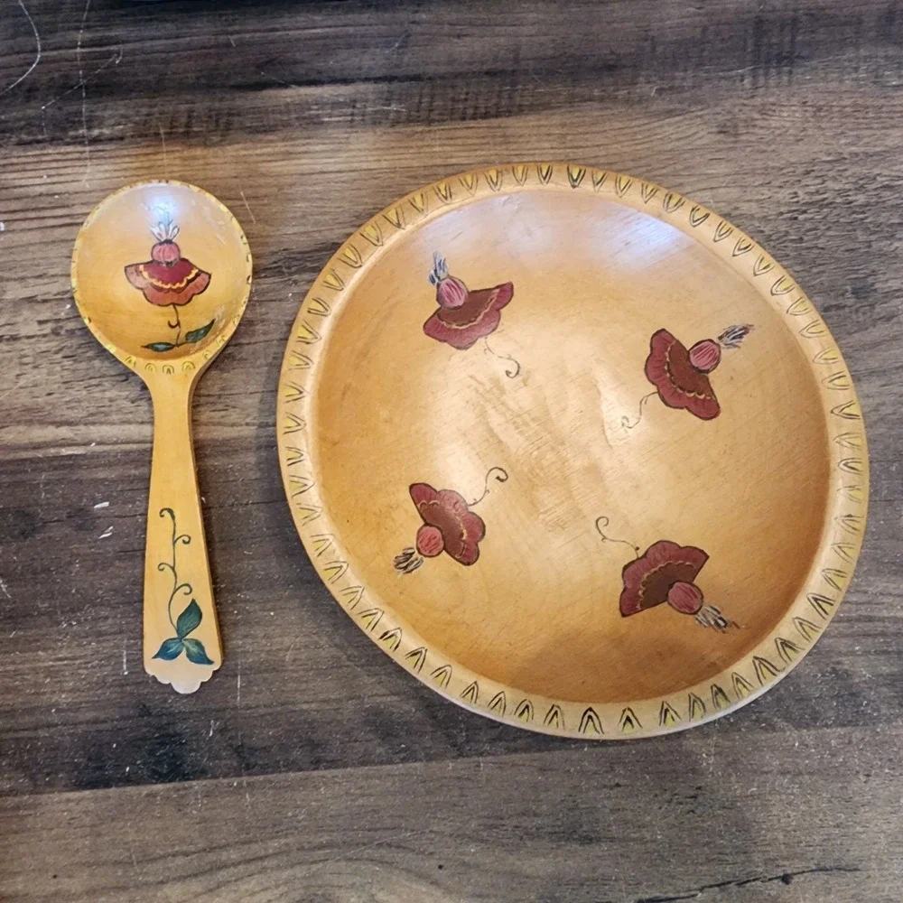Wooden Serving Bowl w/Spoon Hand Painted‎ Made in Sweden Vintage 1954 7